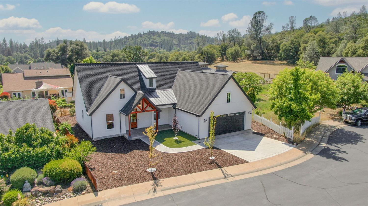 358 Oak Tree Circle — photo