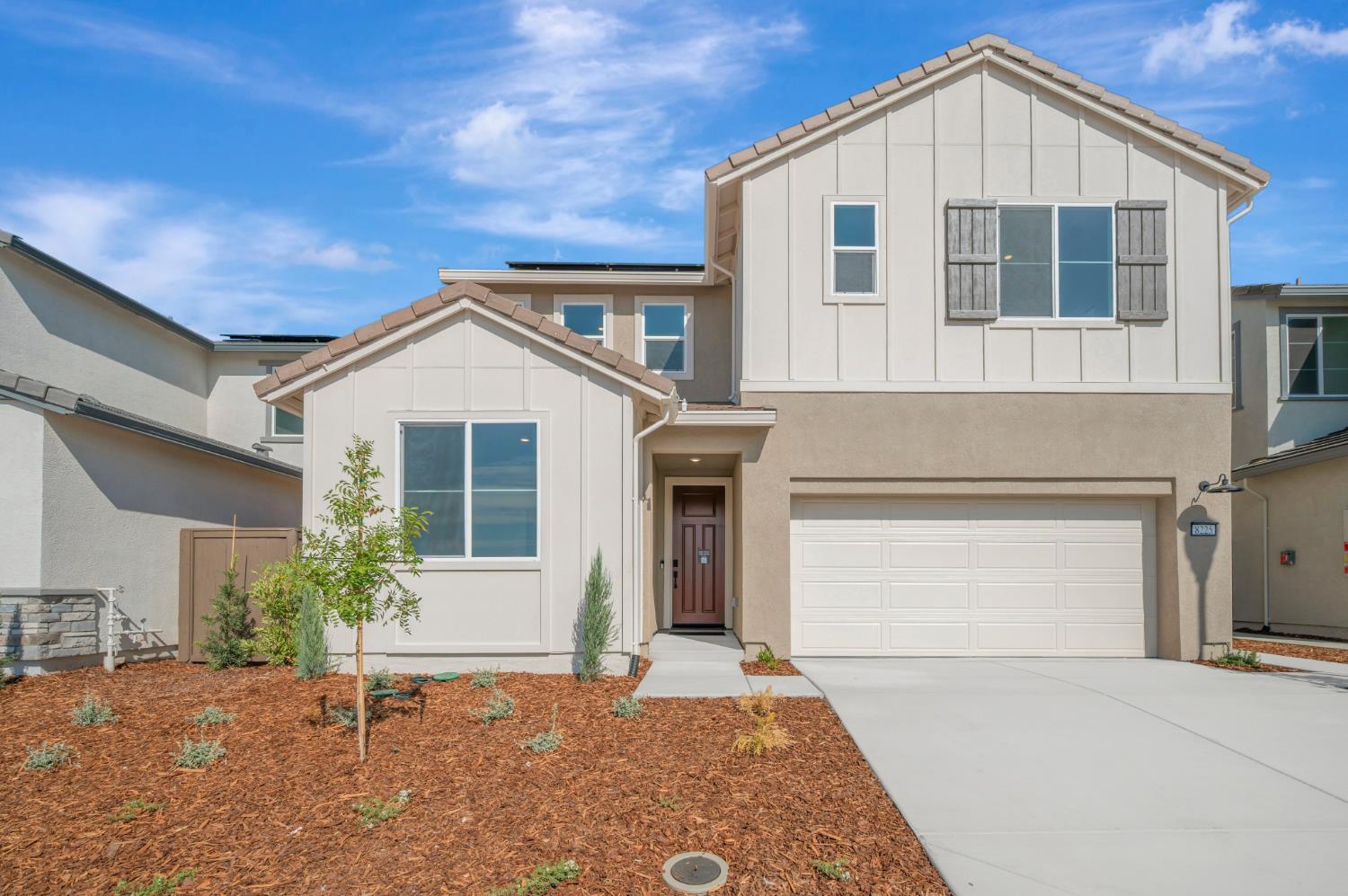 8225 Roundhouse Loop — photo