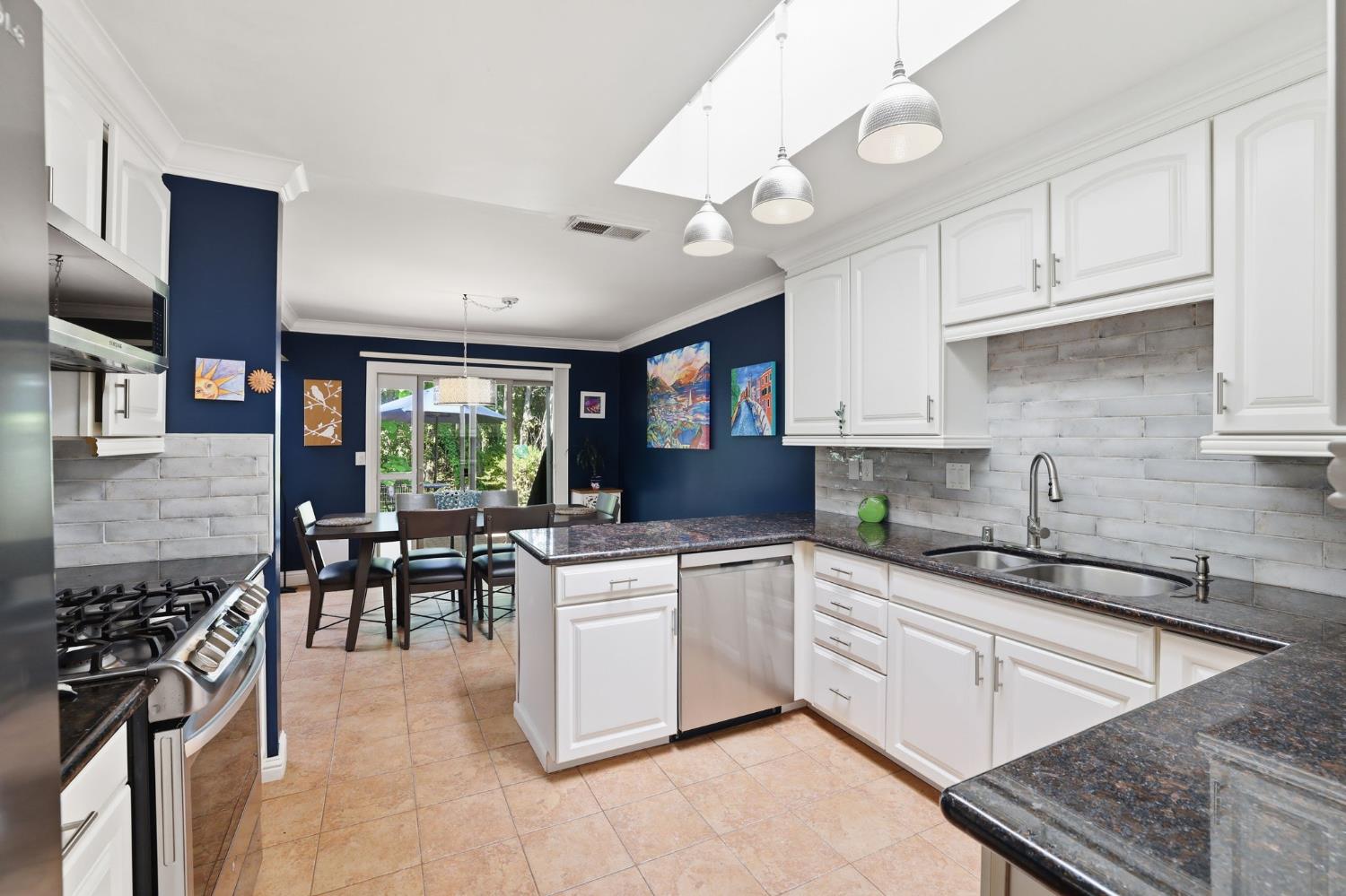 4978 Village Oaks Drive — photo