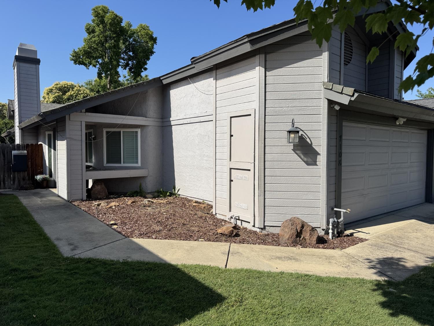 7108 Heather Tree Drive — photo