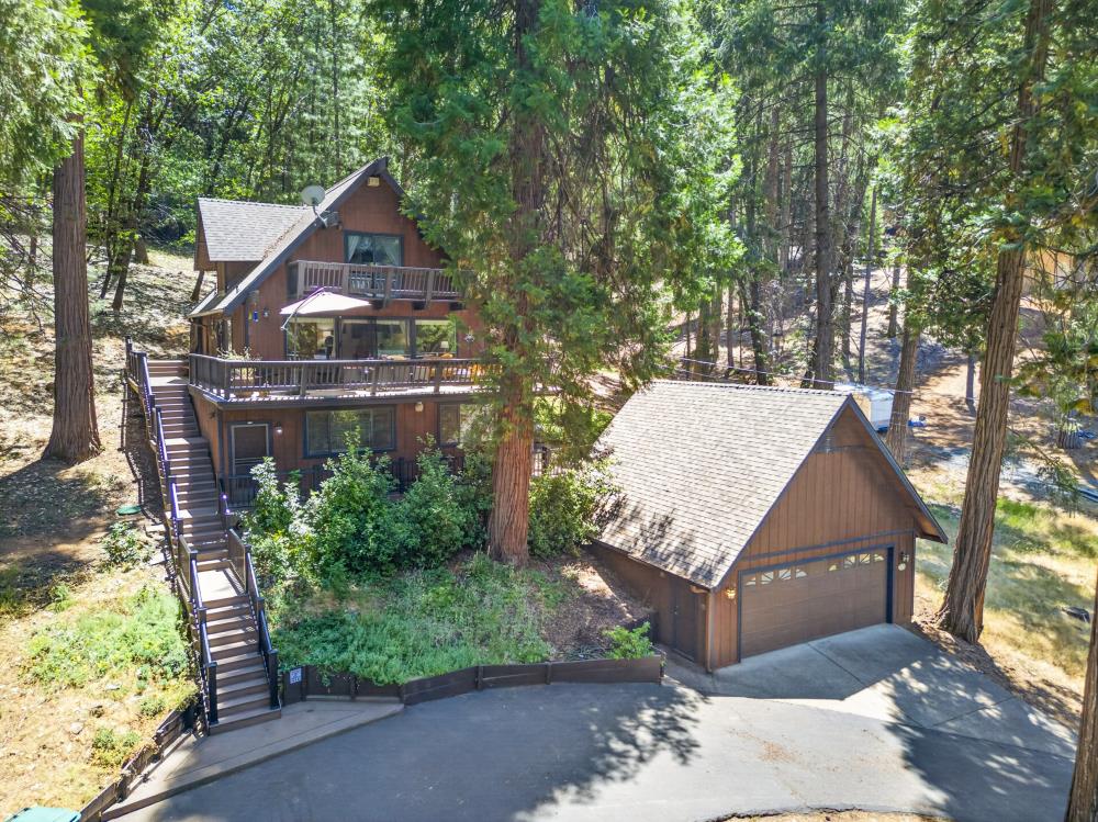 4285 Sierra Springs Drive — photo