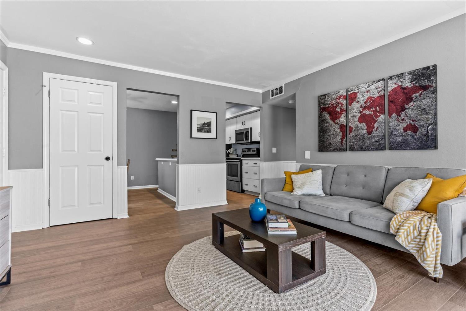 151 Del Verde Circle 2 — photo