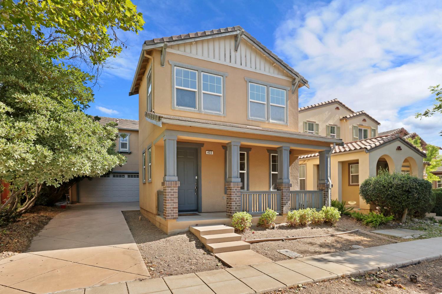 433 W Moraga Street — photo