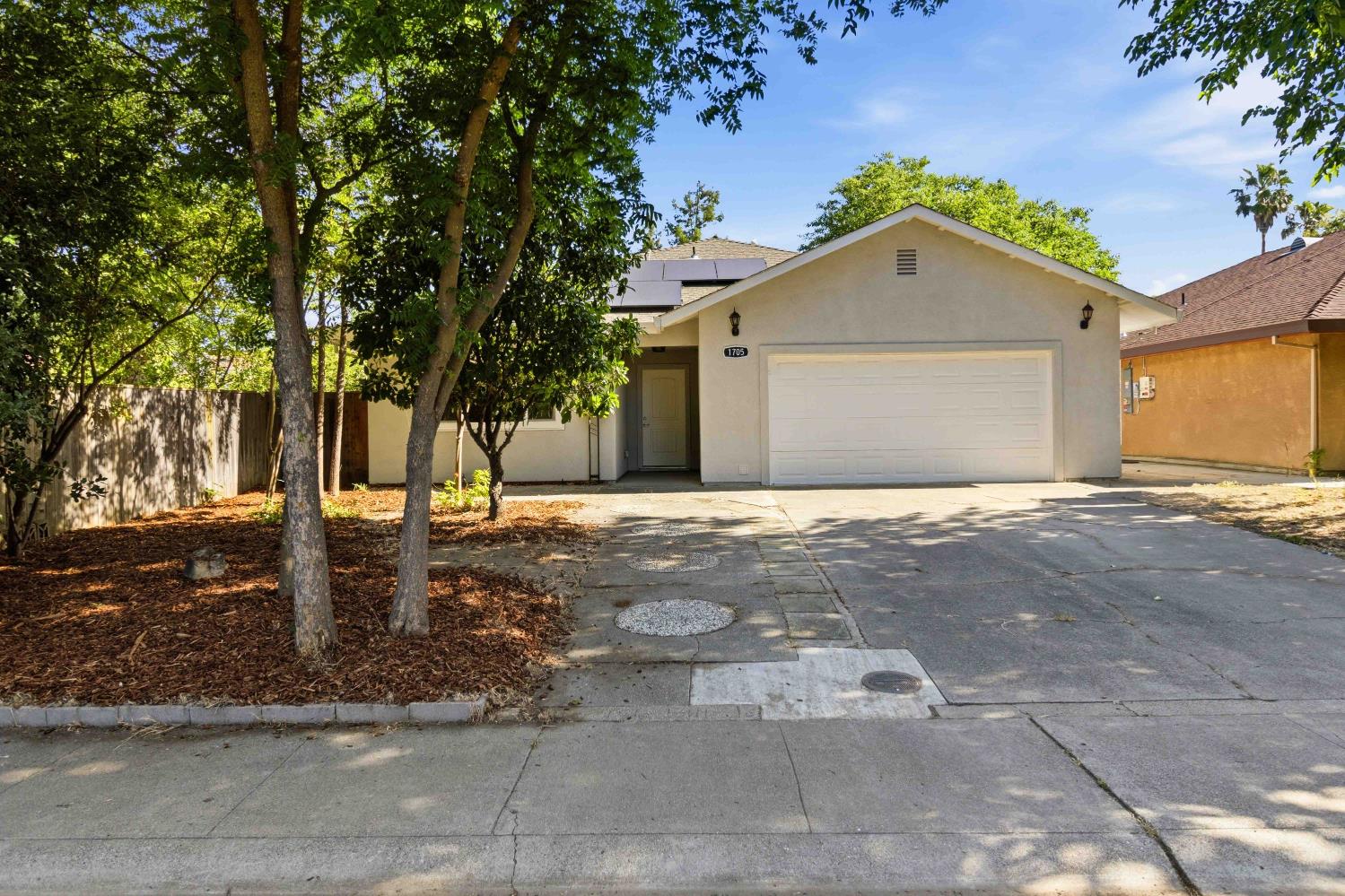 1705 Drexel Drive — photo