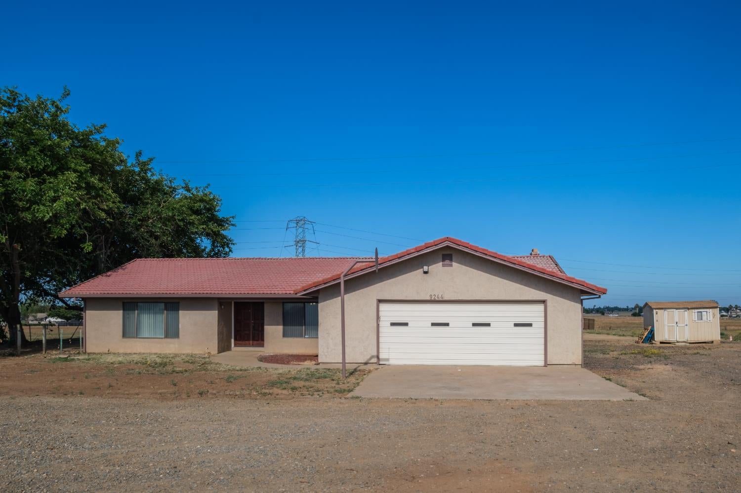 9244 Rogers Road — photo