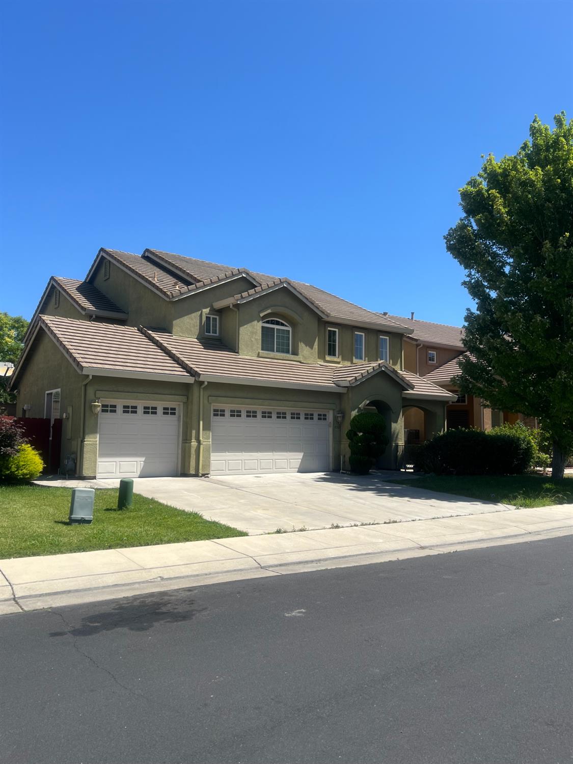 10385 Nations Circle — photo