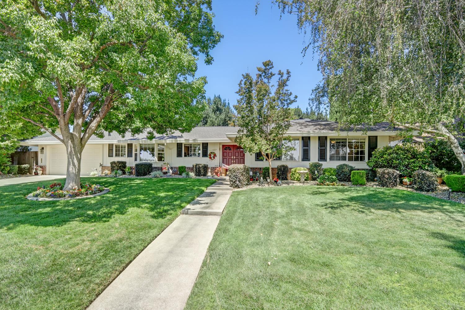4607 American River Drive — photo