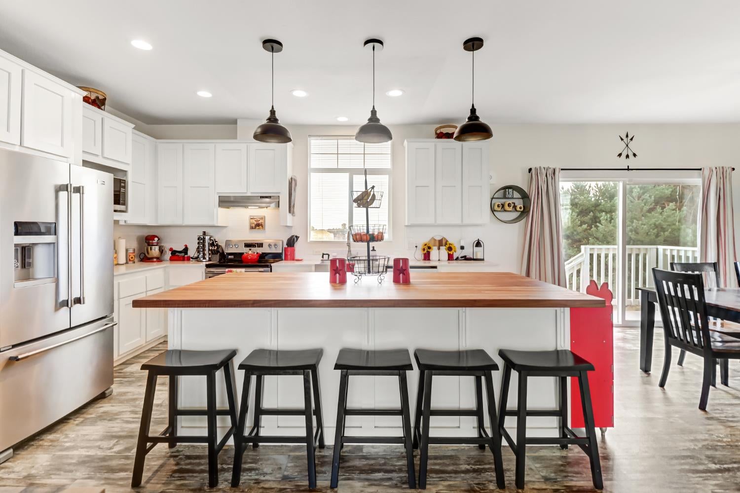 6955 William Ln — photo