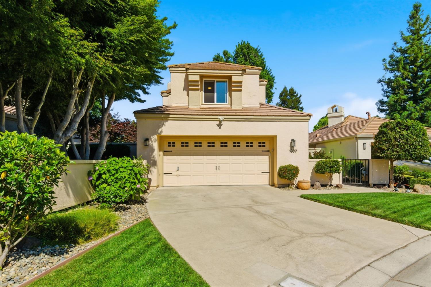 1009 Copper Lake Court — photo