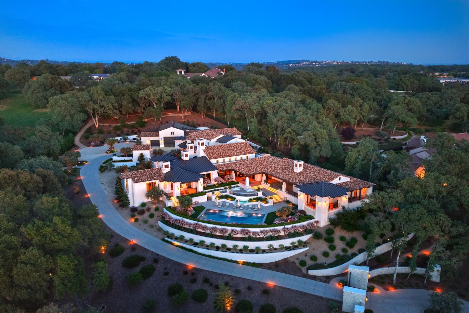 200 Klee Court — photo