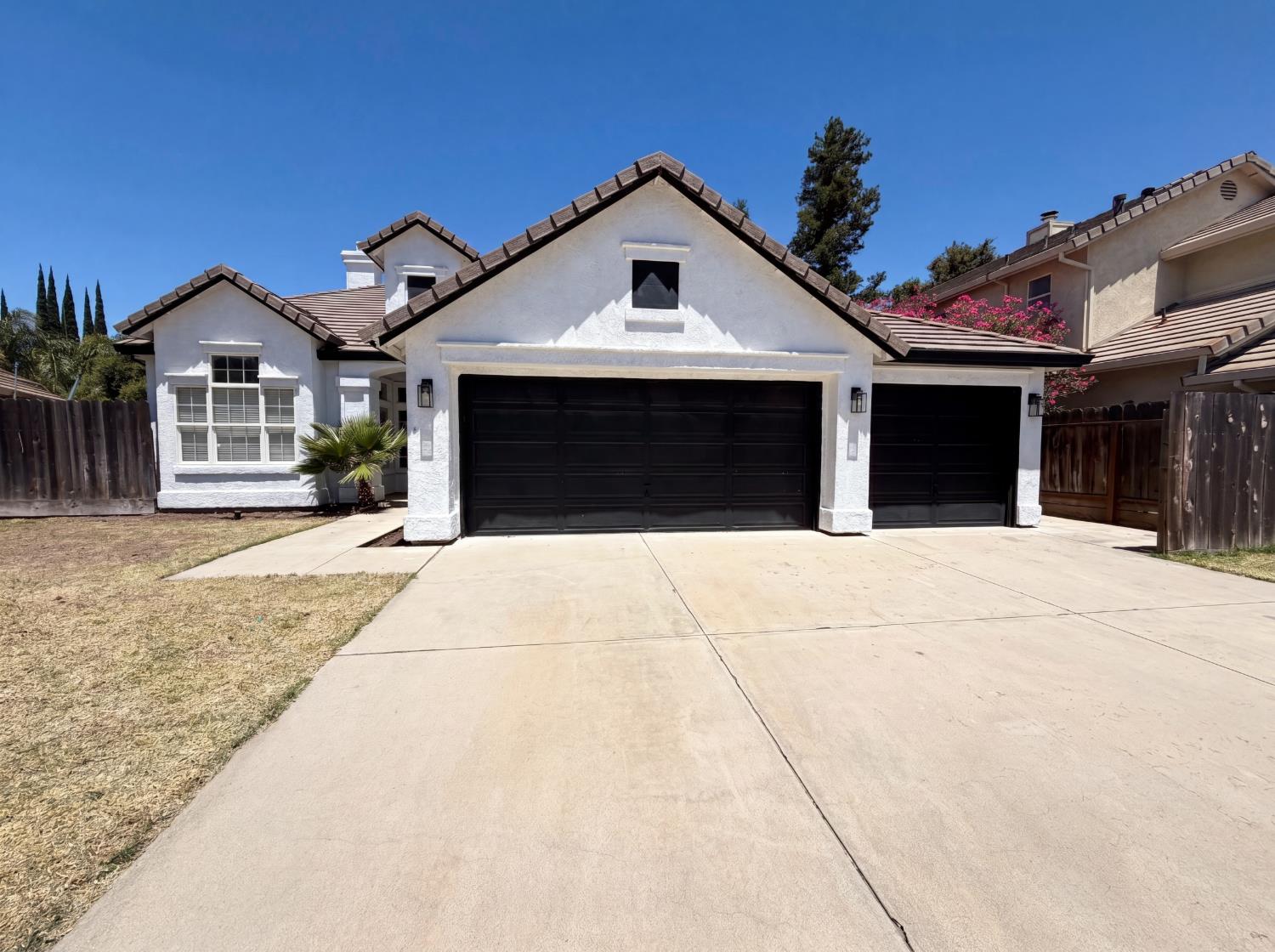 3309 Mokelumne Court — photo