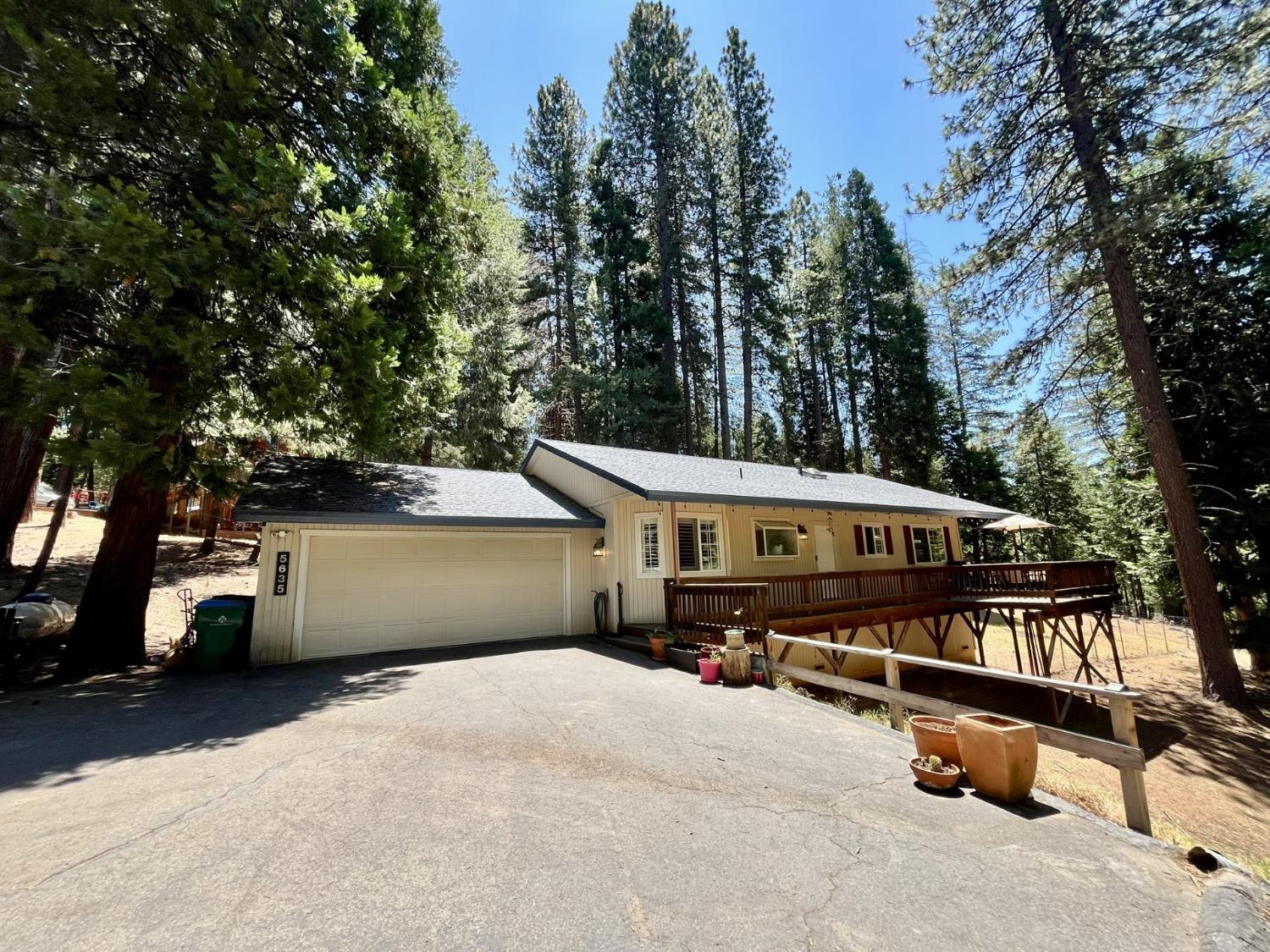 5635 Azalea Circle — photo