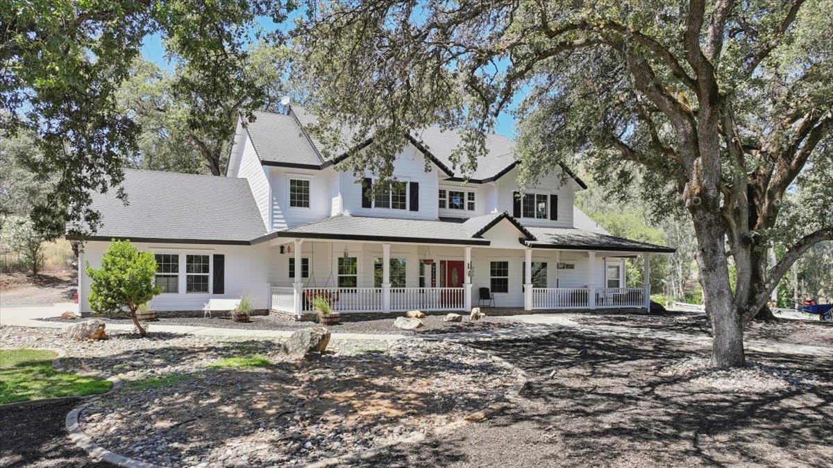 8395 Mccourtney Road — photo