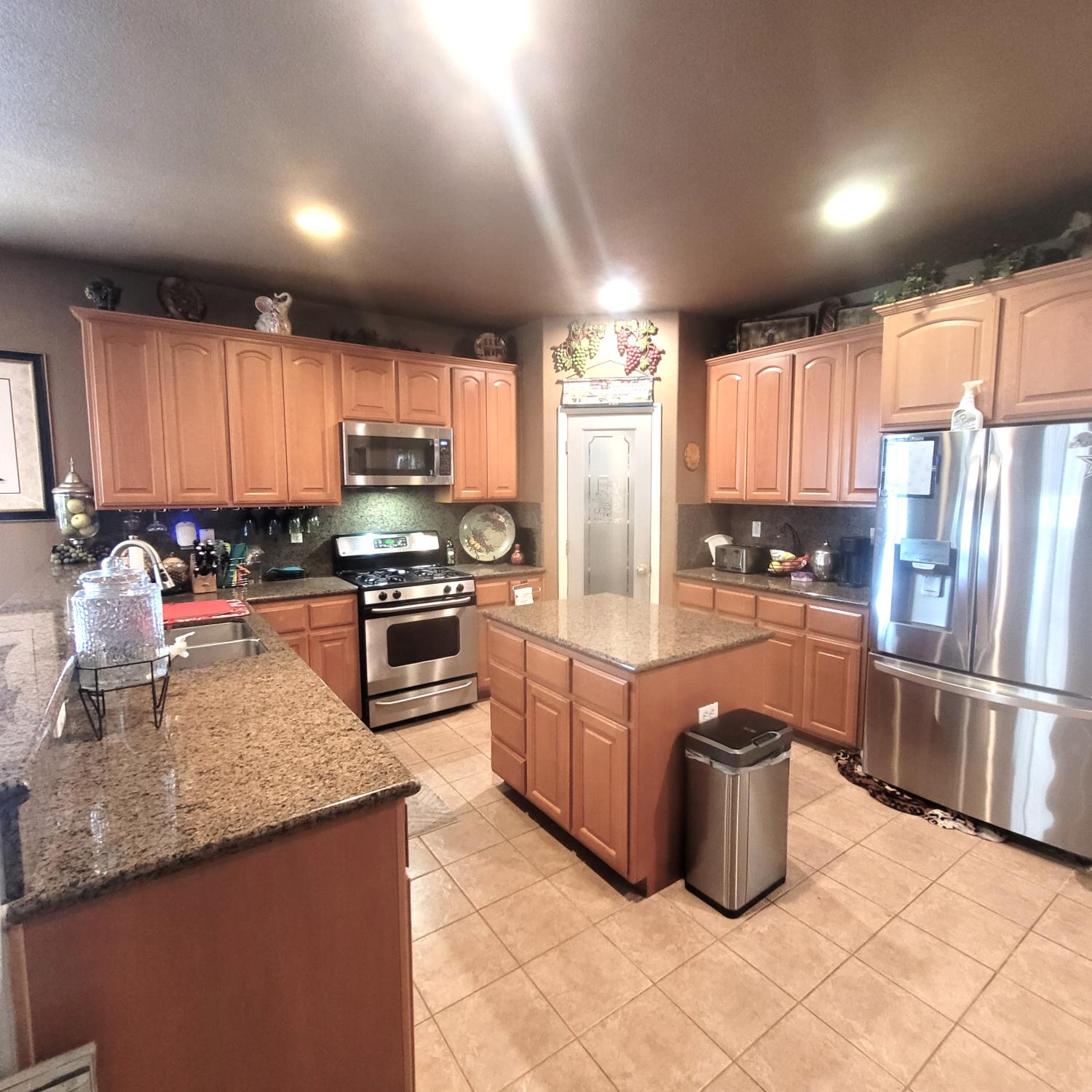 4133 Oak Valley Way — photo