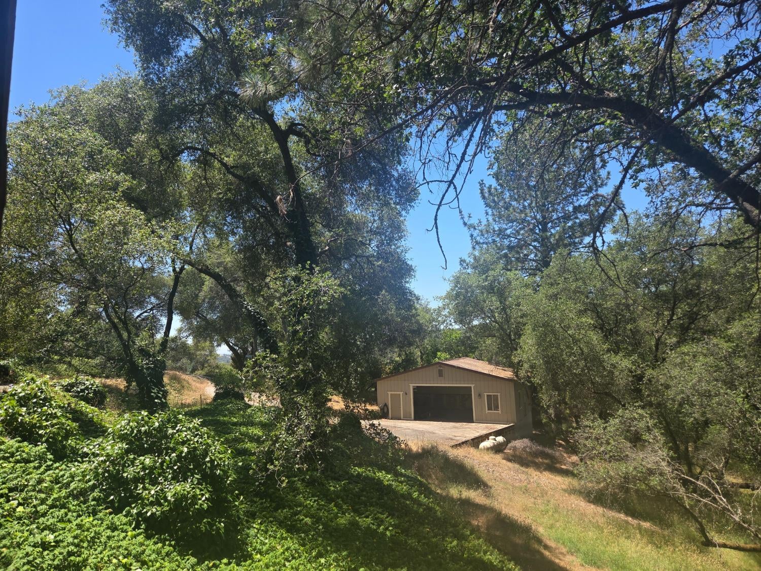 595 Valley Ridge Court — photo