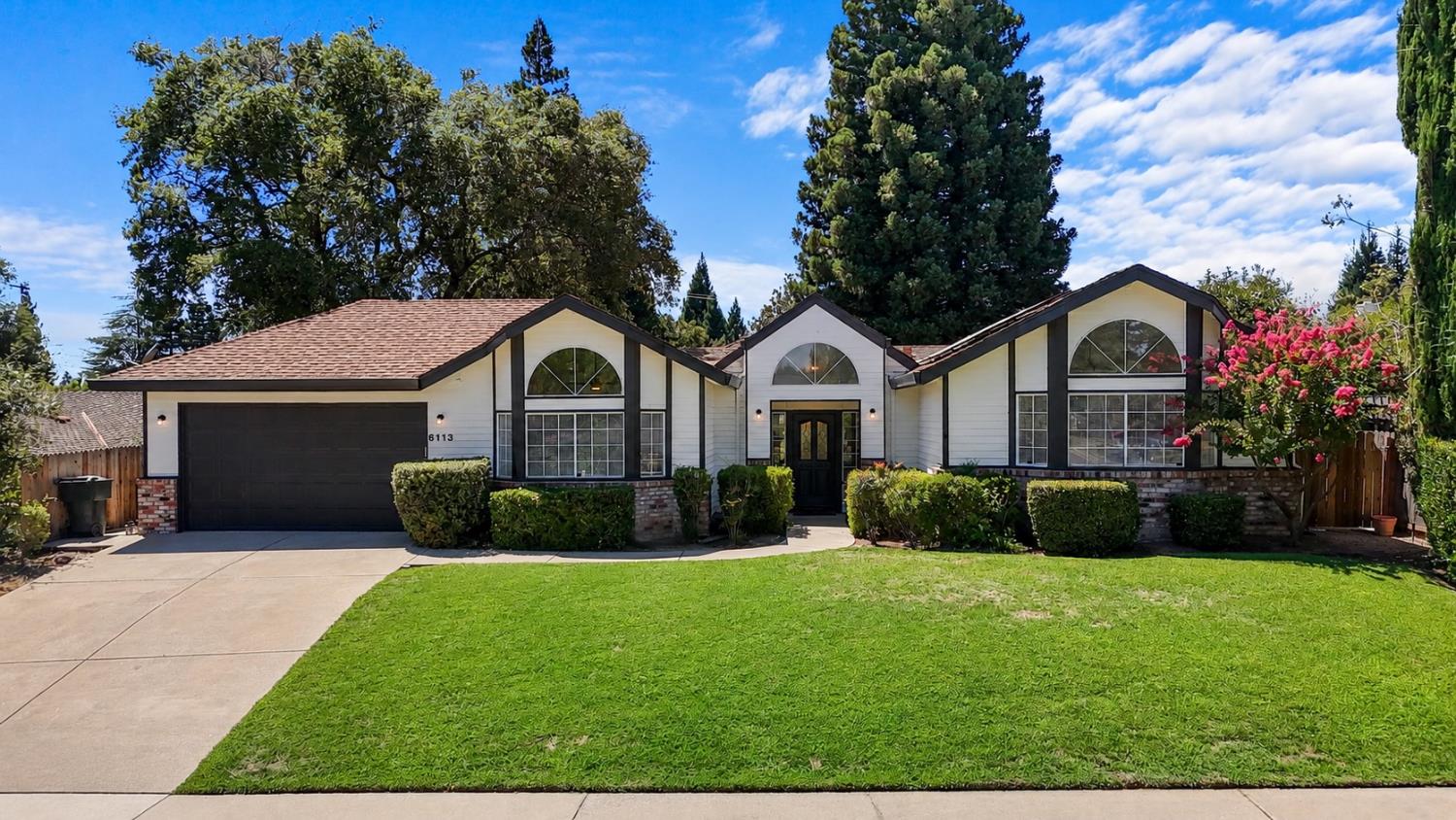 6113 Kenneth Oak Way — photo