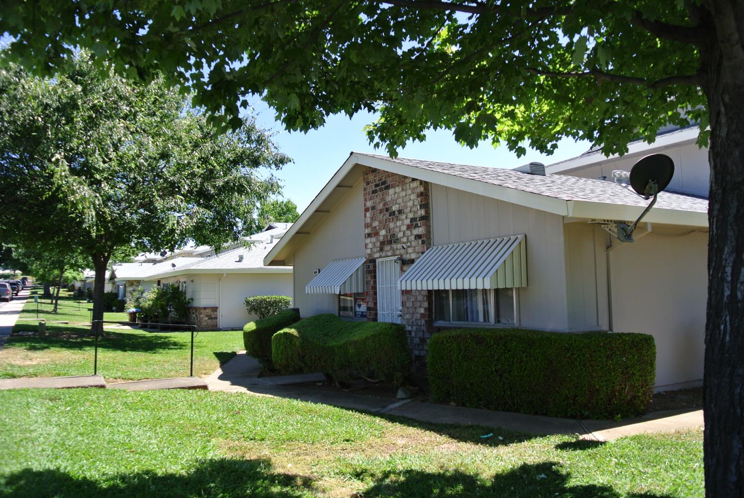 3685 Sapphire Drive 1 — photo