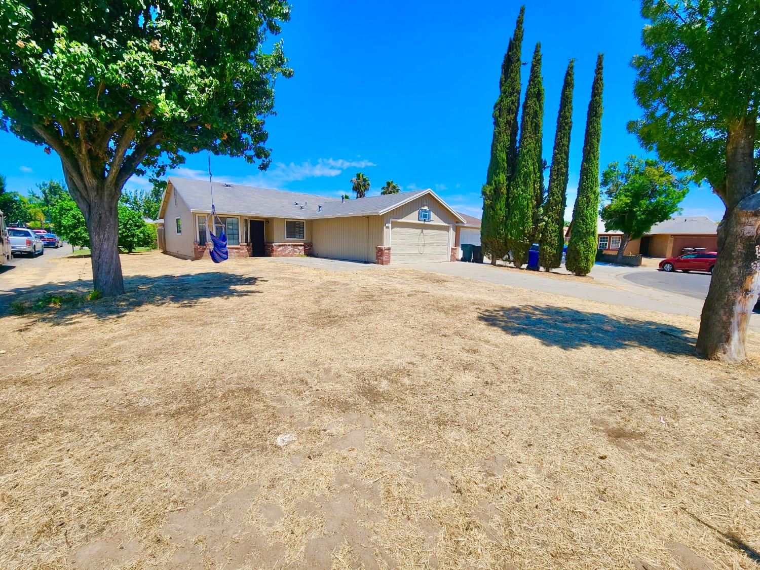 700 Lacross Court — photo