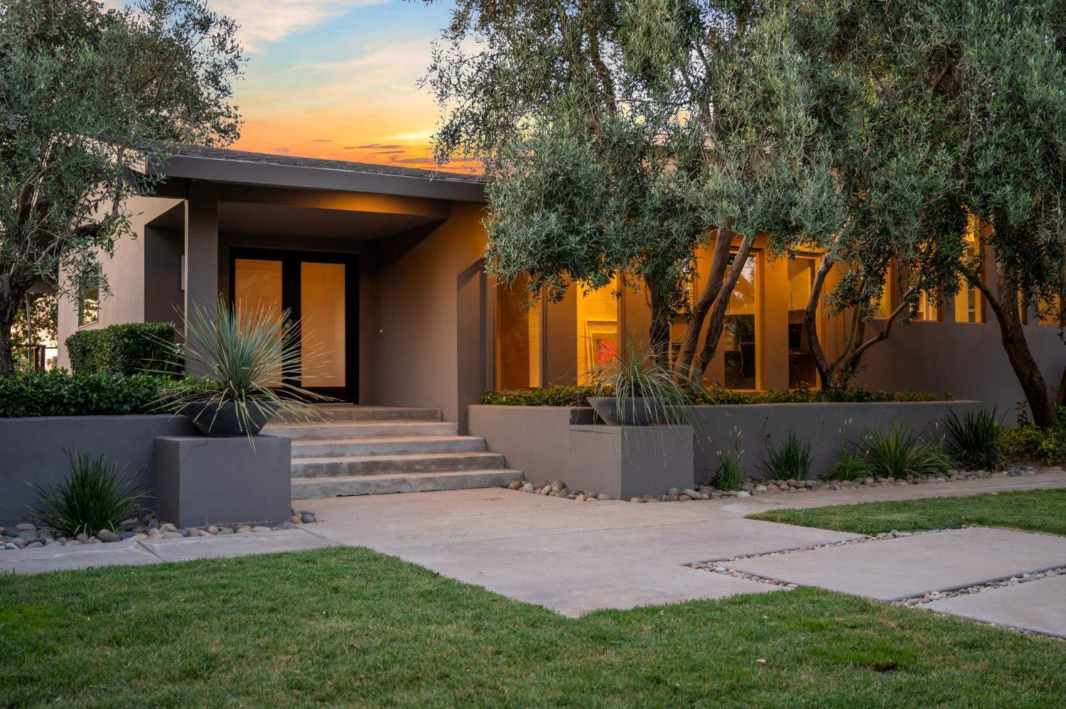 2561 Ladd Road, Modesto, CA 95356 — photo 2
