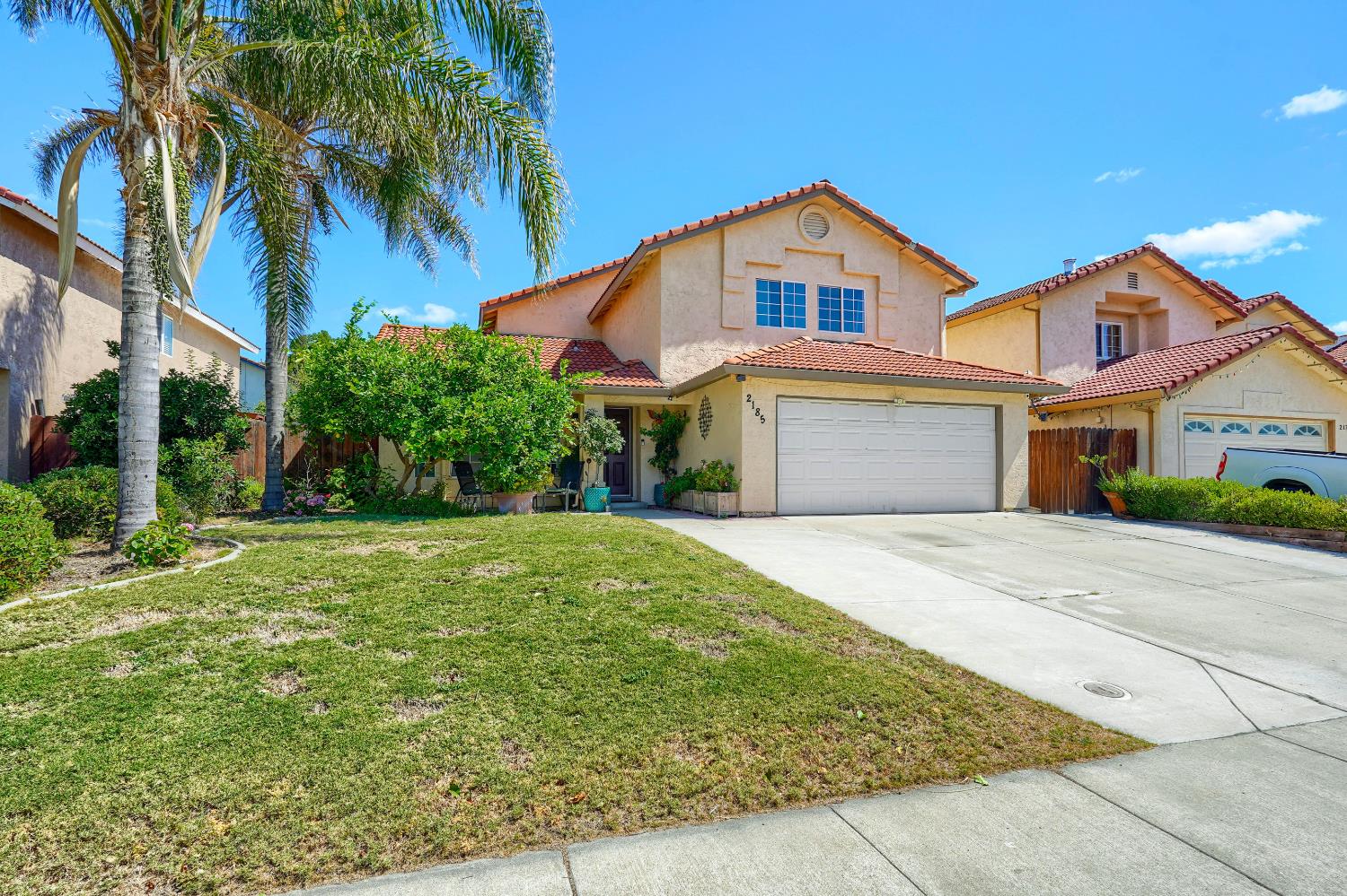 2185 Holder Lane — photo