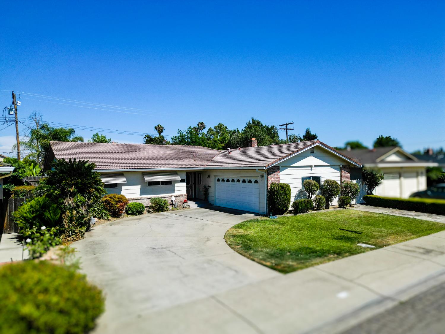 206 Benson Drive — photo