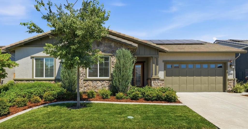 1504 Red Lake Way — photo