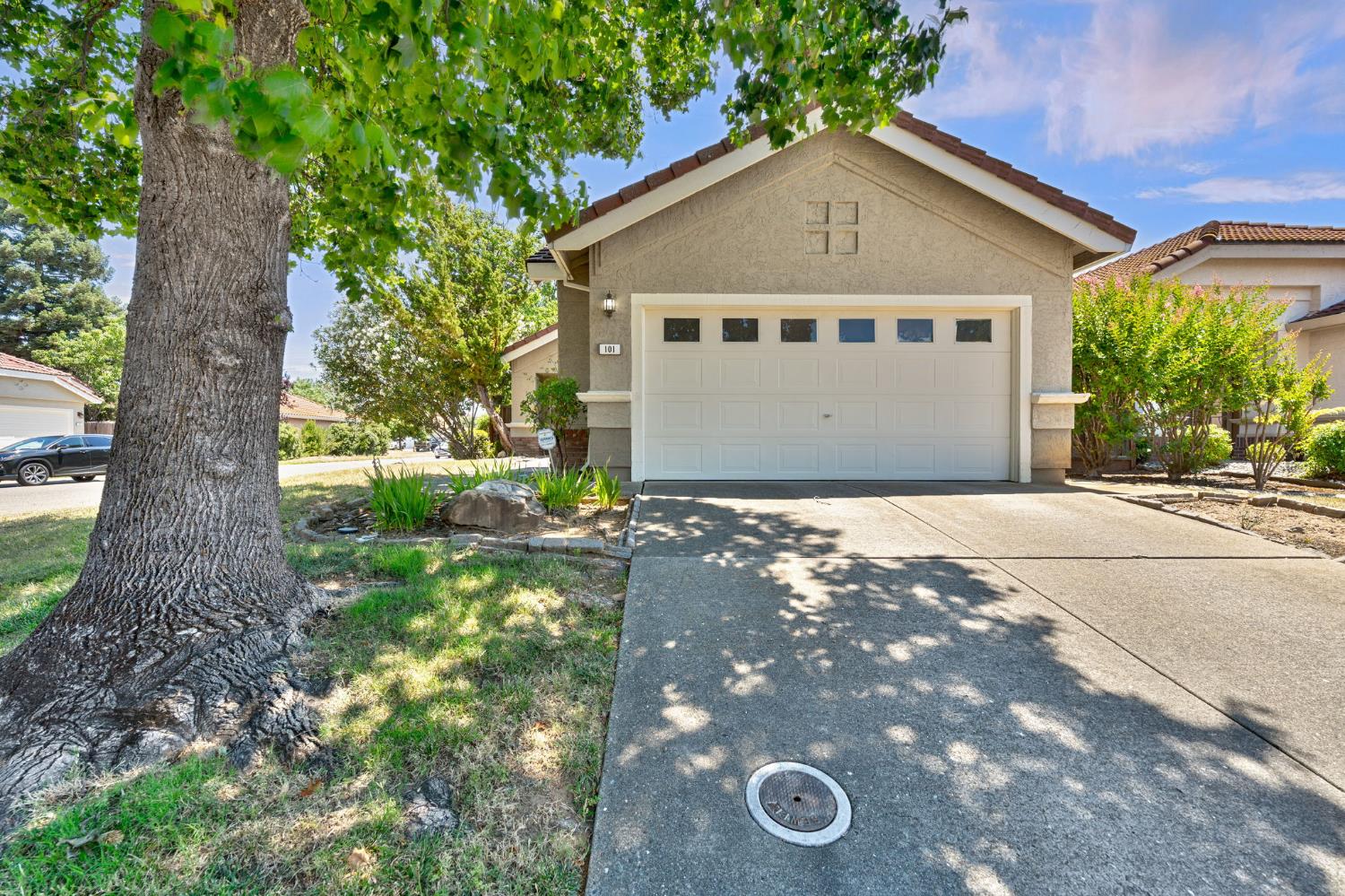 101 Sedgeford Way — photo