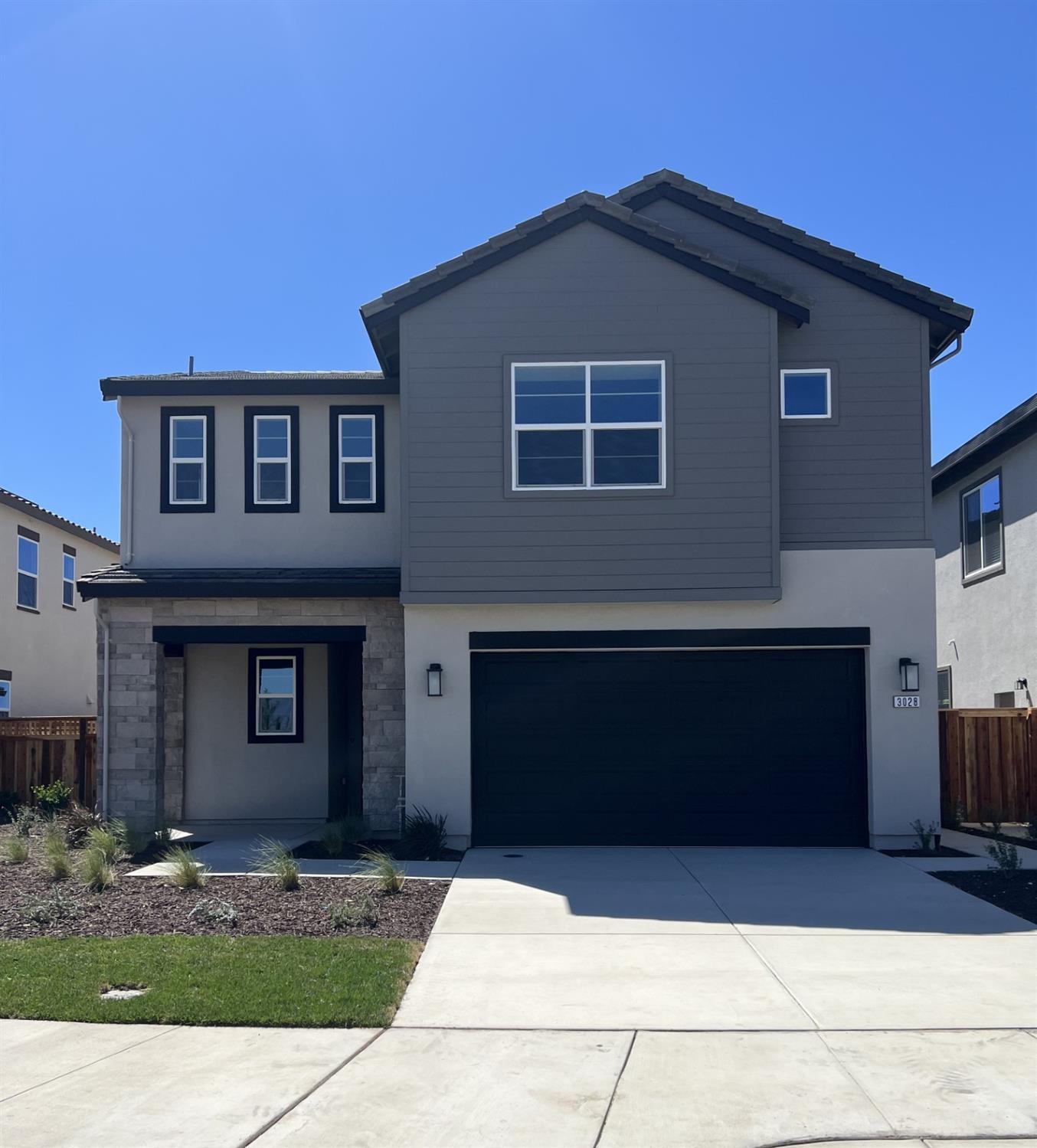 3028 Green Meadow Lane — photo