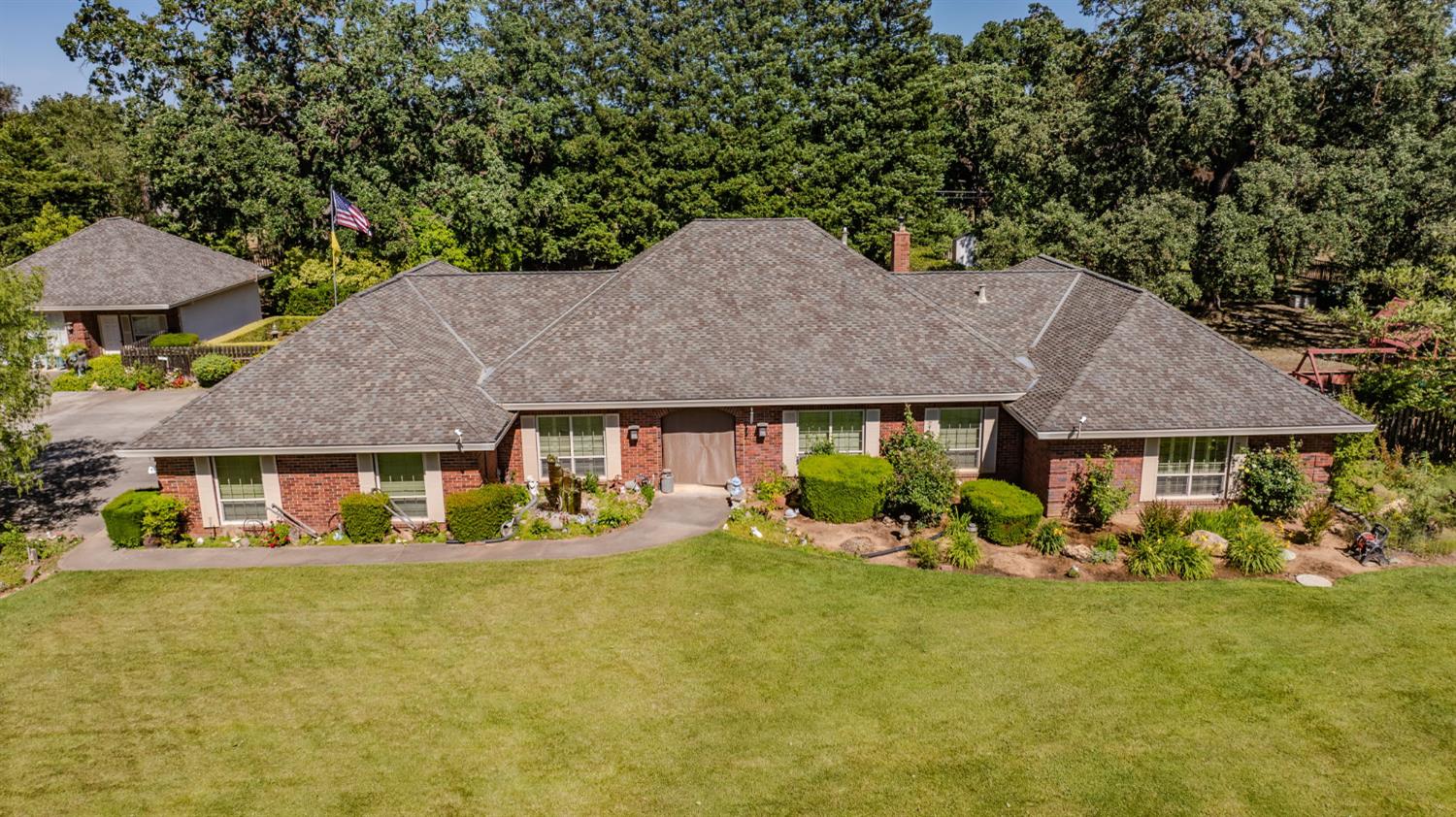 9069 Bader Road — photo