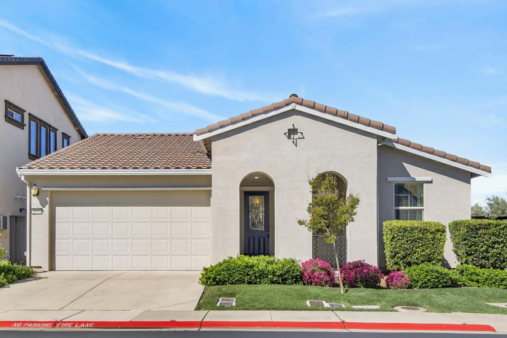 8193 Ryland Dr — photo