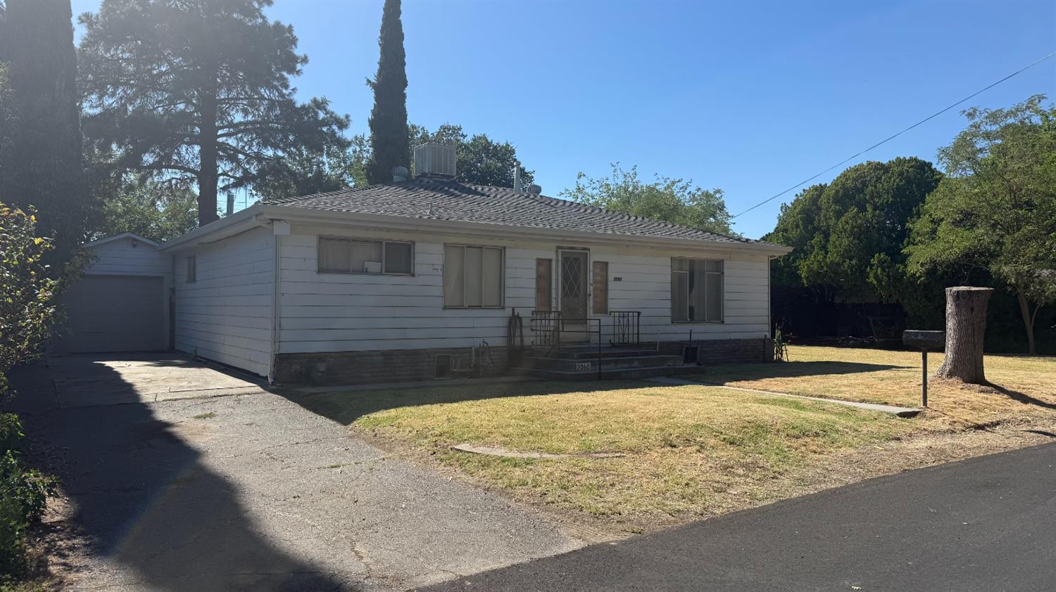 2060 Locust Street, Sutter, CA 95982