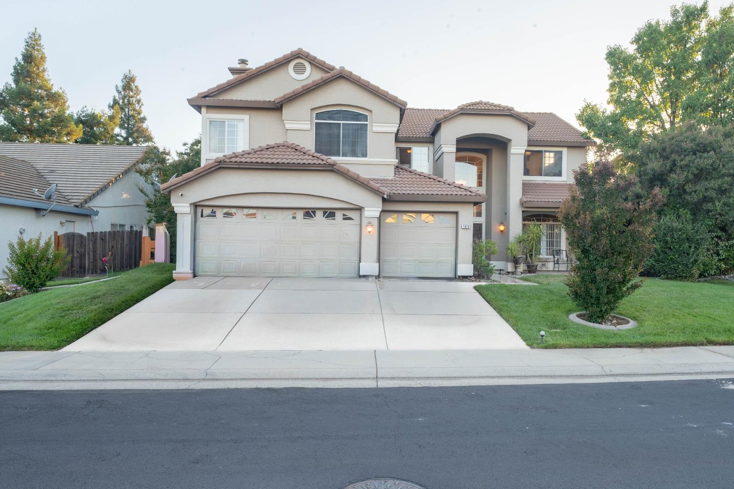 1811 Paseo Penasco — photo