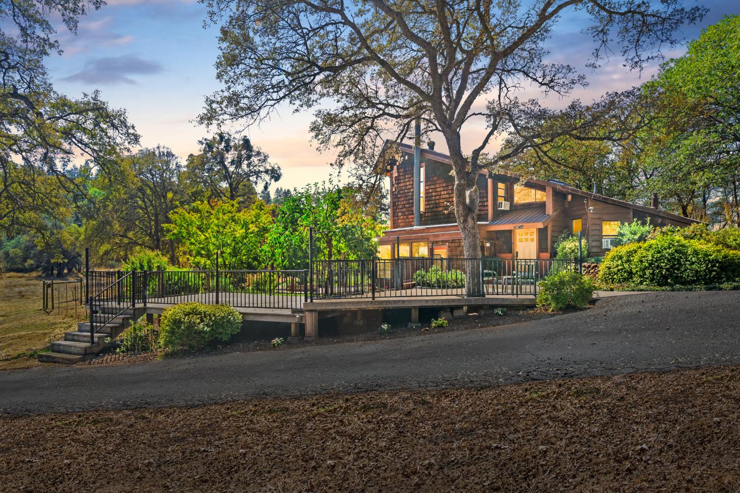 24066 Timber Ridge Dr — photo