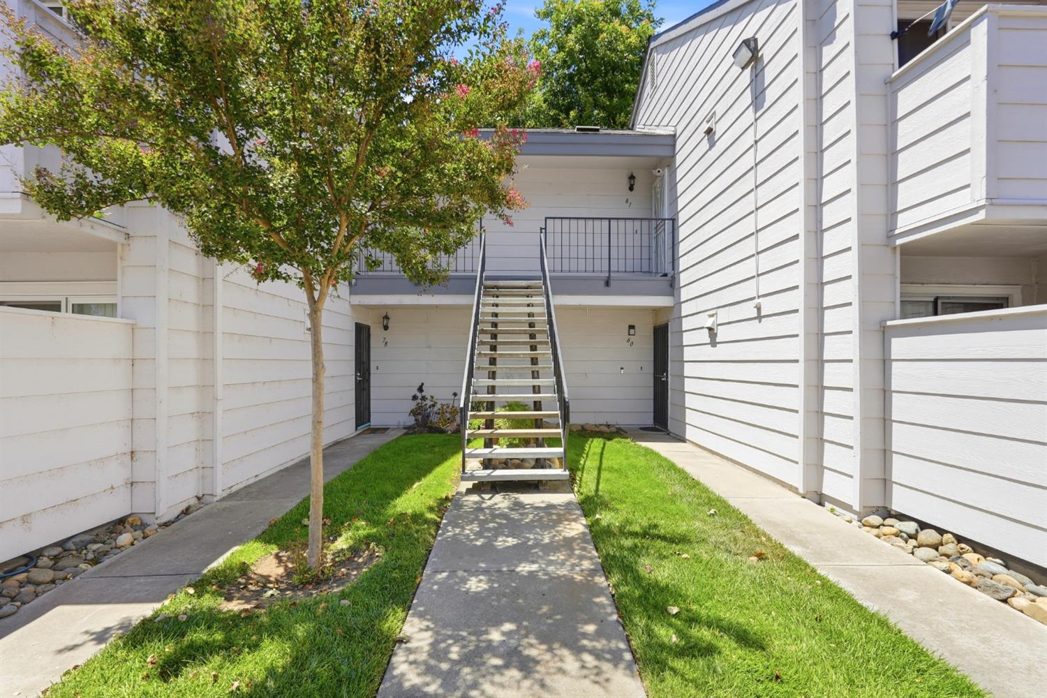 8252 Center Parkway 79 — photo