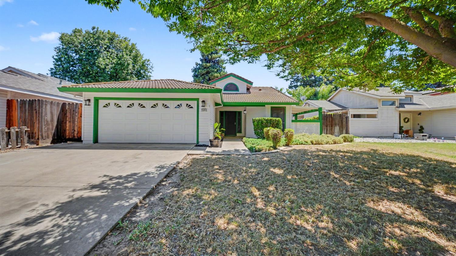 2504 Spring Water Drive — photo