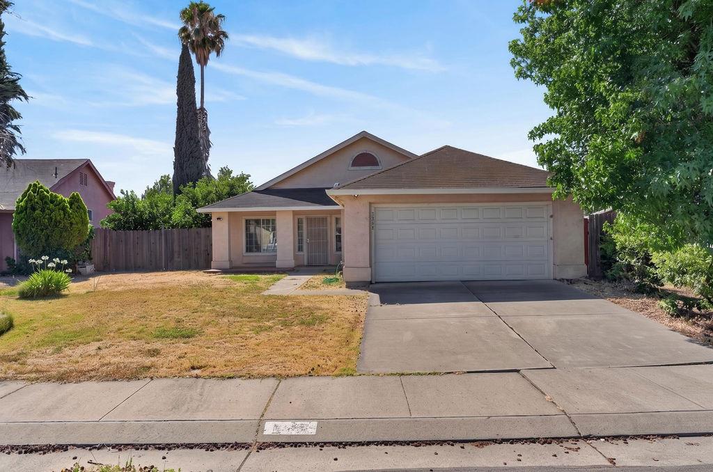 2450 Fairway Glen Street — photo