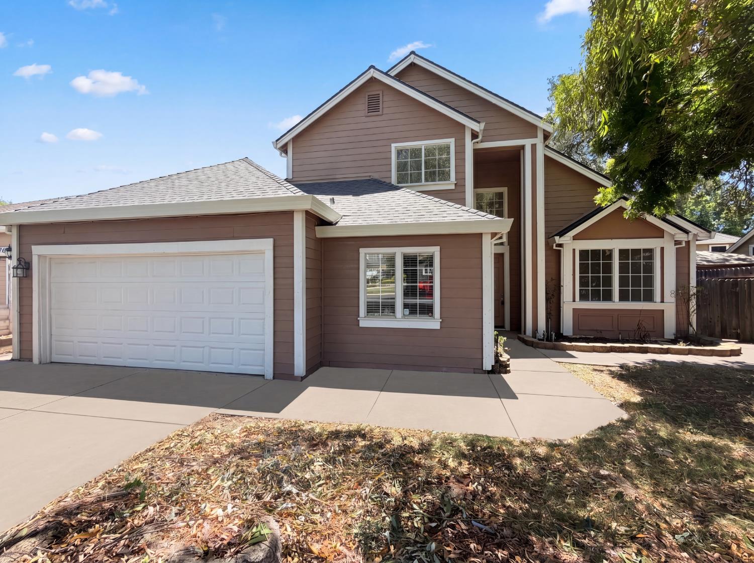 4711 Wildflower Lane — photo