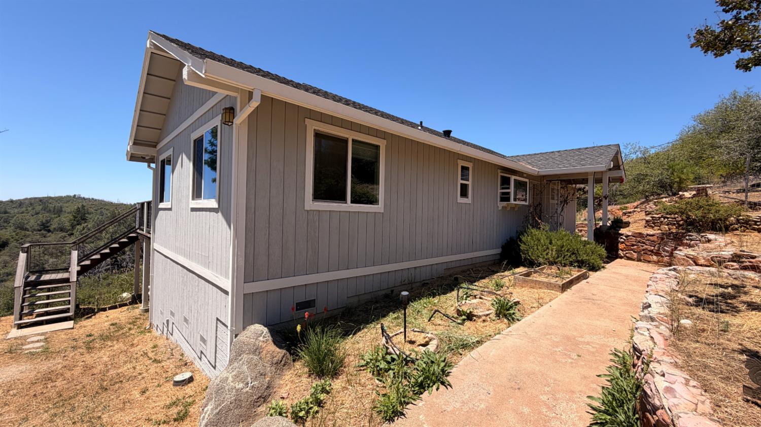 7436 Eagle View Drive — photo