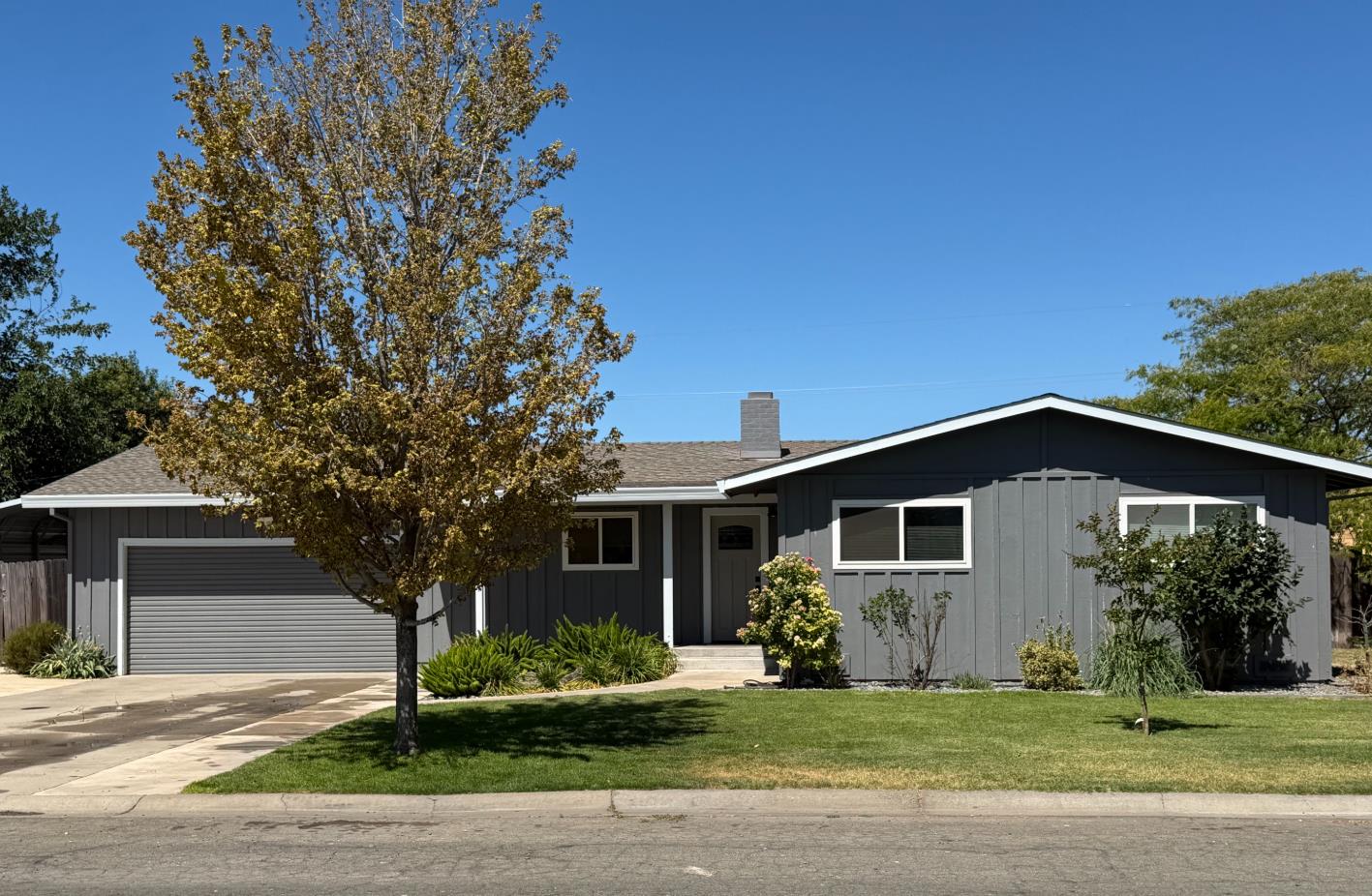 487 Neil Drive — photo