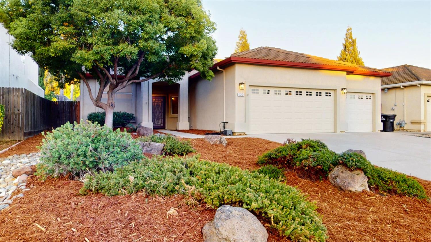 127 Douglas Drive — photo