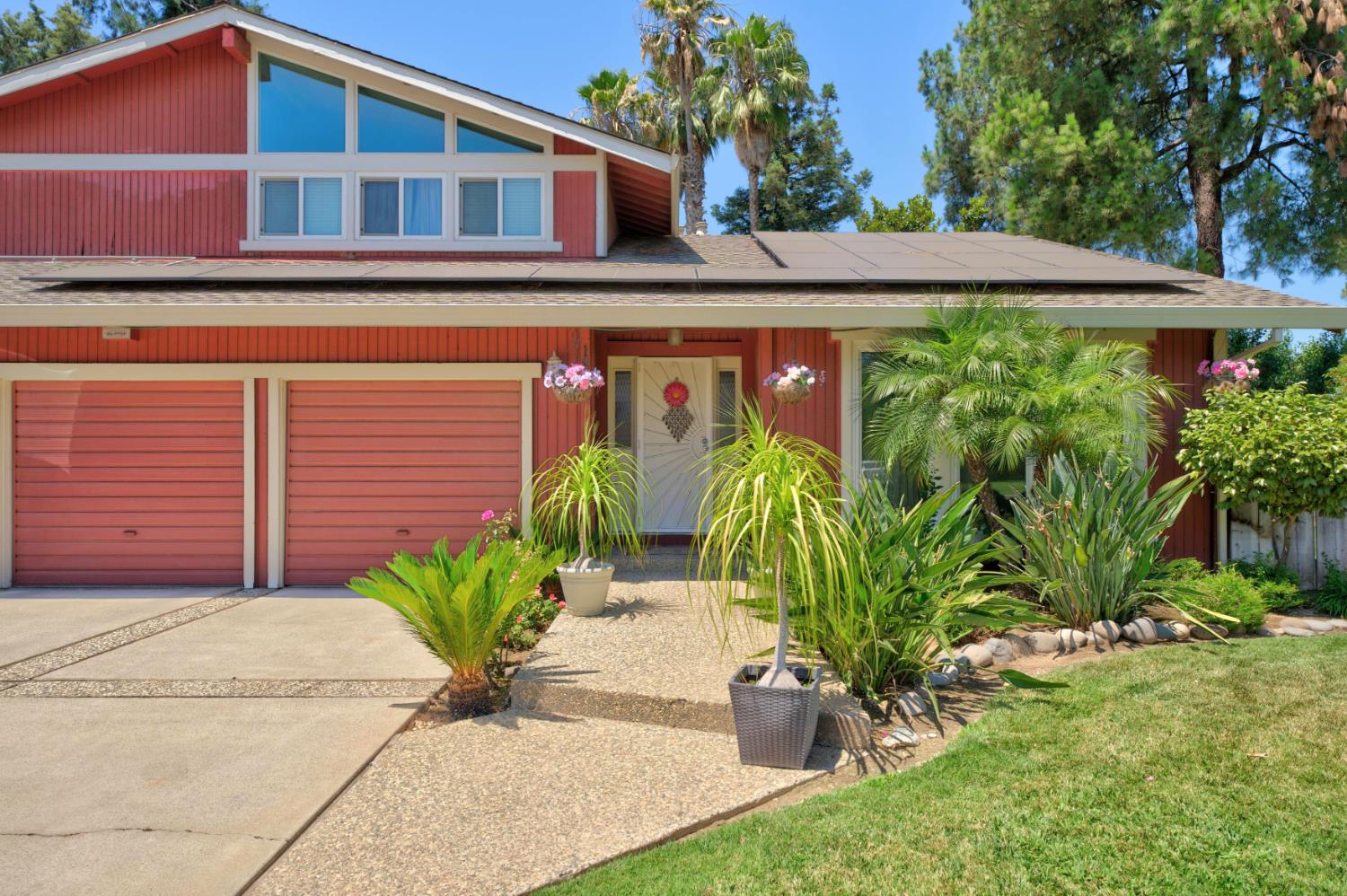 1815 Columbia Drive — photo