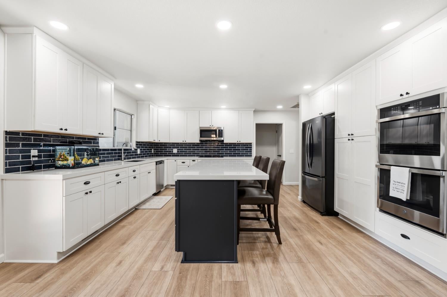 2412 Chianti Circle — photo