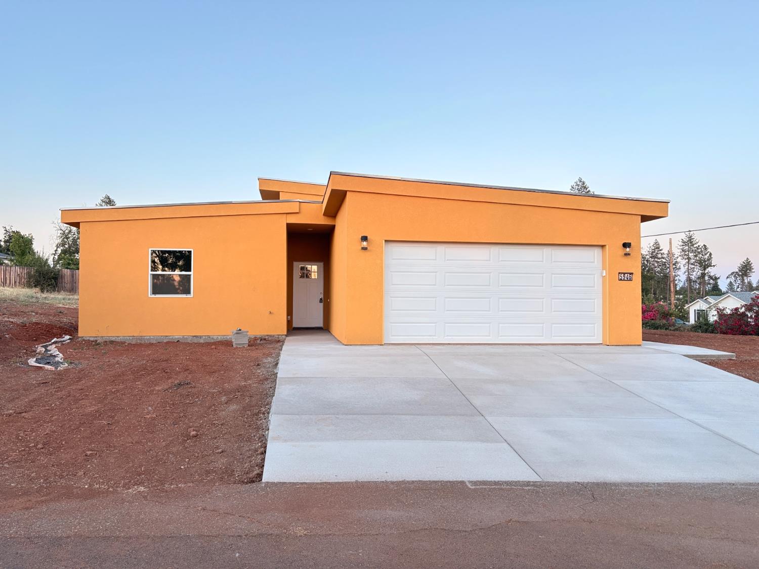 5946 Wagon Wheel Way — photo