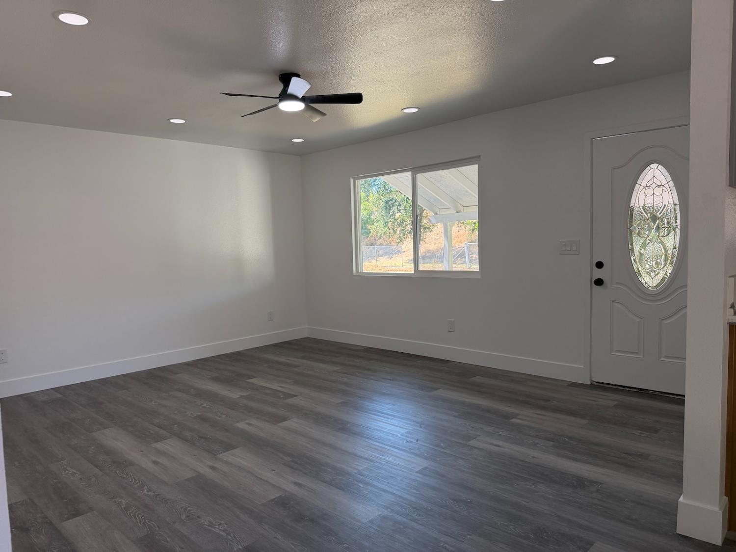 3202 E Lafayette Street — photo 2