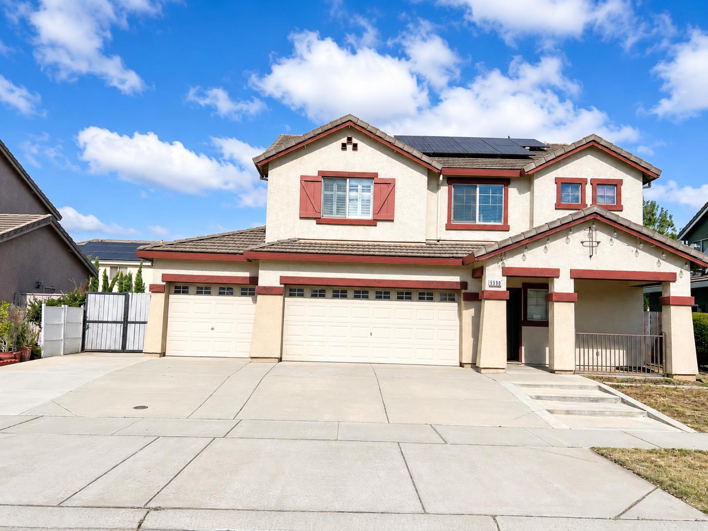 5590 Seedling Way — photo