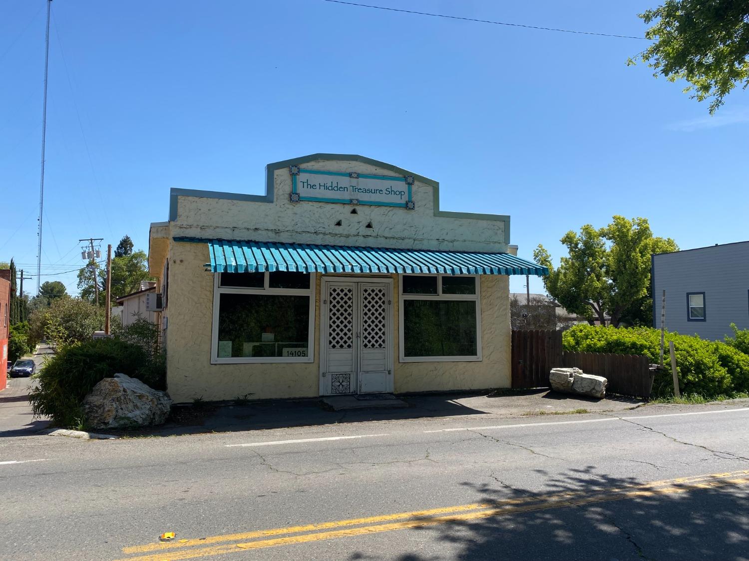 14105 River Road — photo