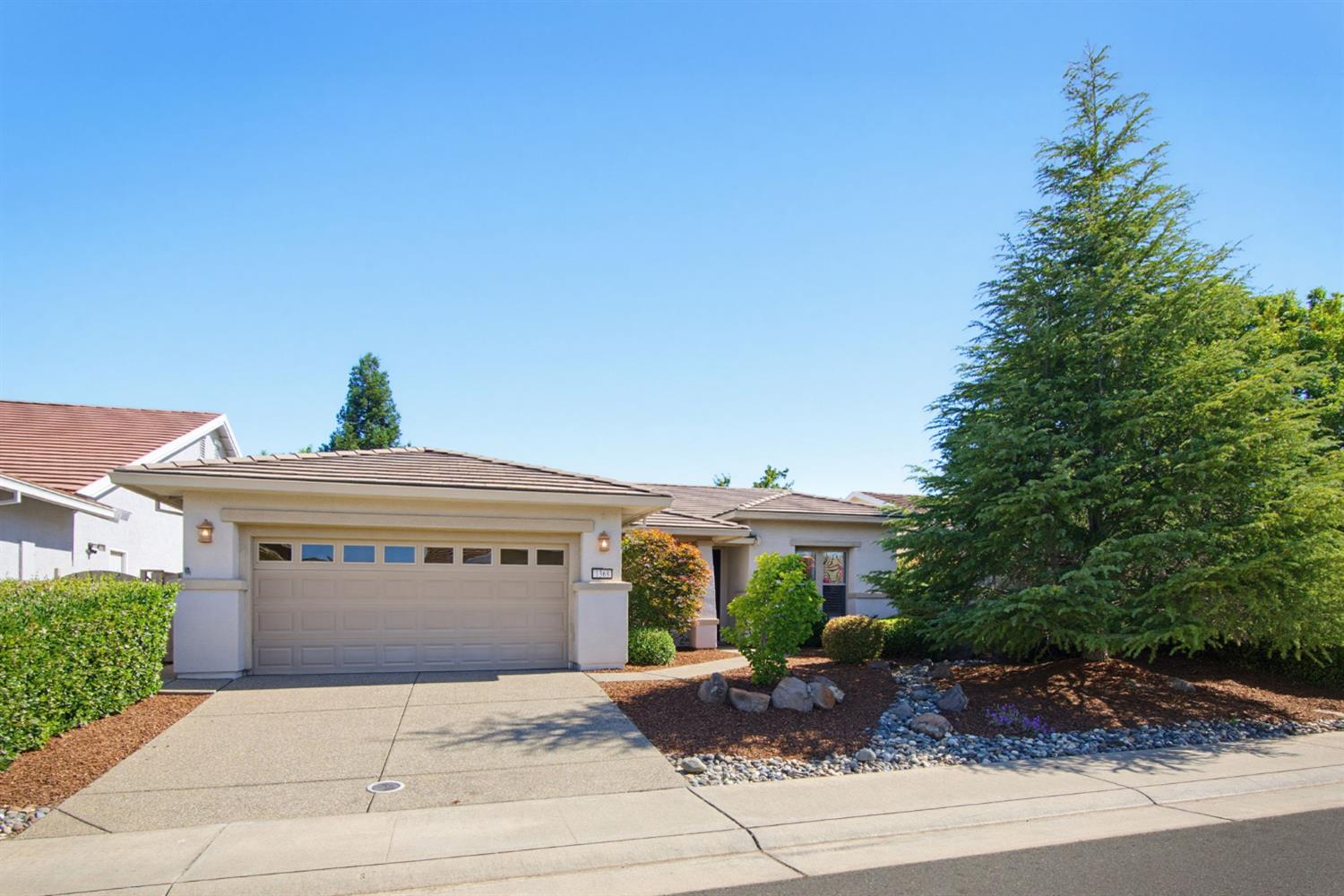 1368 Lasso Lake Lane — photo
