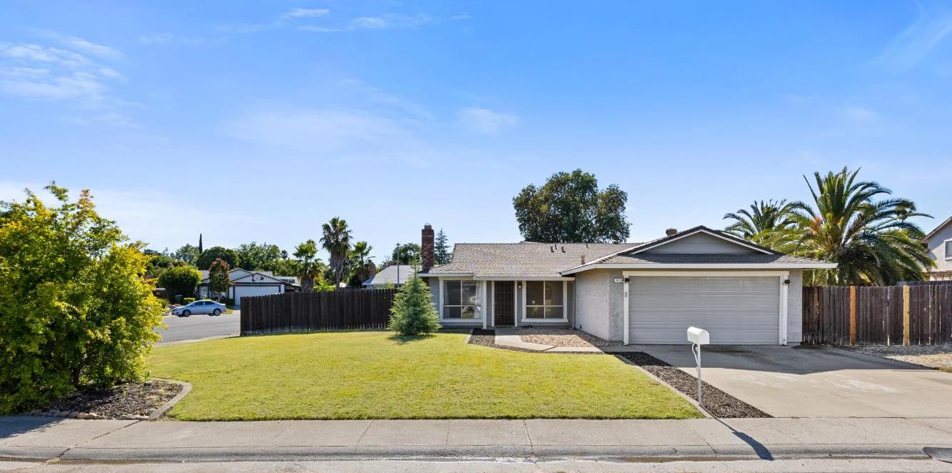 3410 Jutewood Court — photo