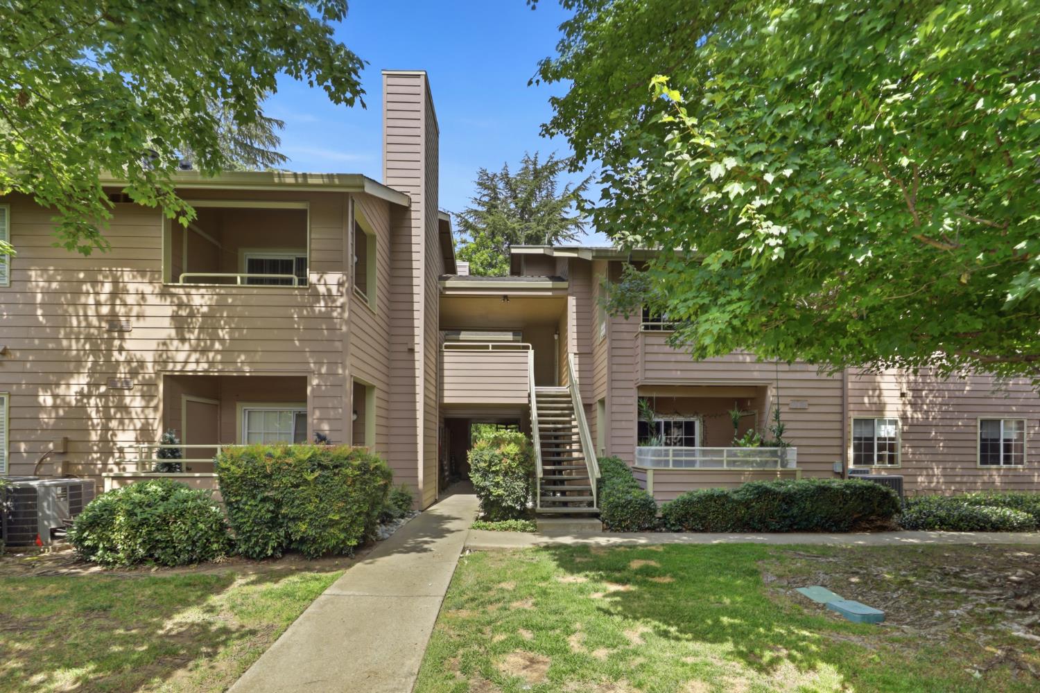 11150 Trinity River Drive 74 — photo