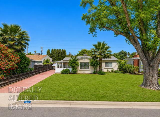 1217 Woodman Way — photo